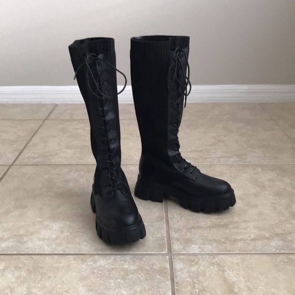 Boots - Picture 6 of 8